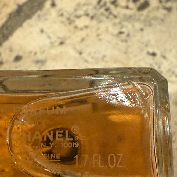 CHANEL Coco Mademoiselle Fragrance with Gold and Clear Design- New no box - Picture 3 of 3